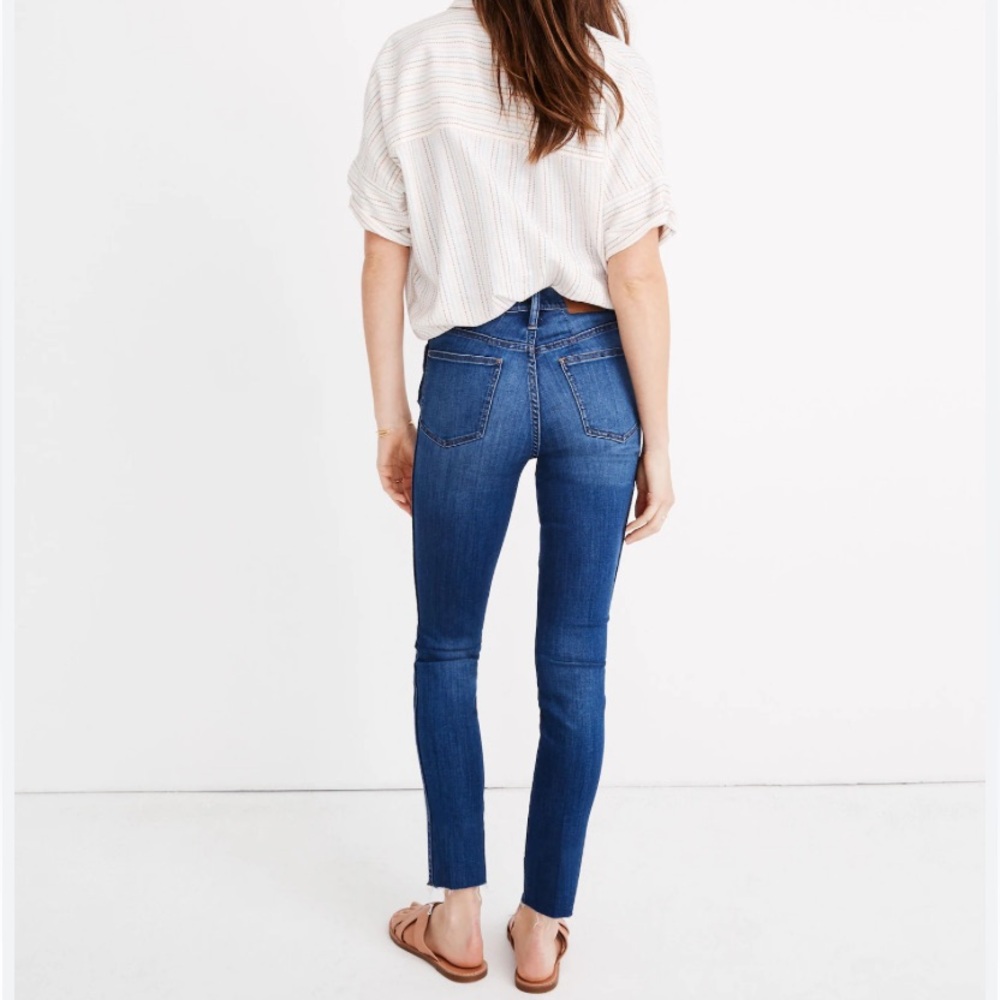 Madewell Curvy High-Rise Skinny Crop jeans